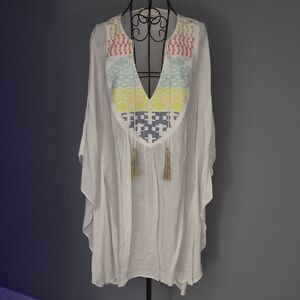 Lovestitch White Rayon Top